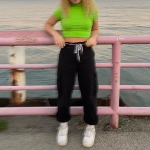 Meet your Posher, Tasyen